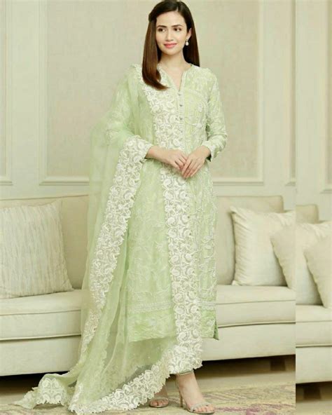 ada chikankari|buy lucknowi chikan suits online.